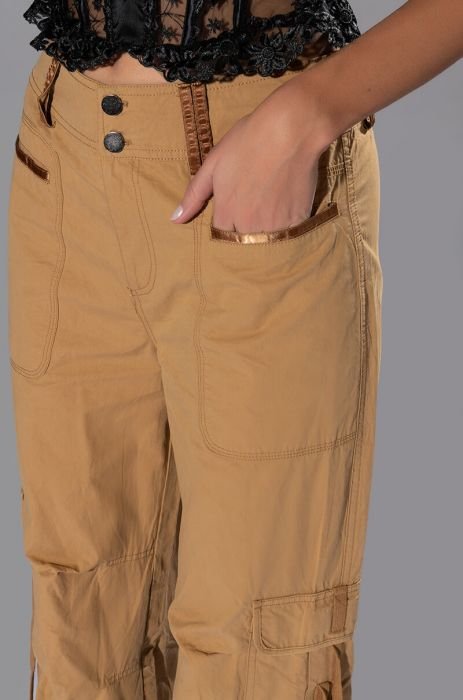 It Girl Cargo Pants (Restock Pre-Order) – The Label by LaSean