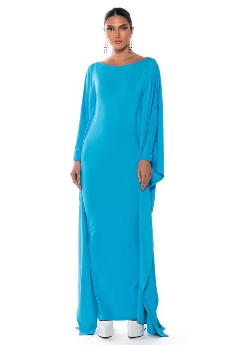 Dreamy dress for a dreamy setting🕊️ @allegrafilippetti in the Skye  Maxi—visit the link in bio to shop
