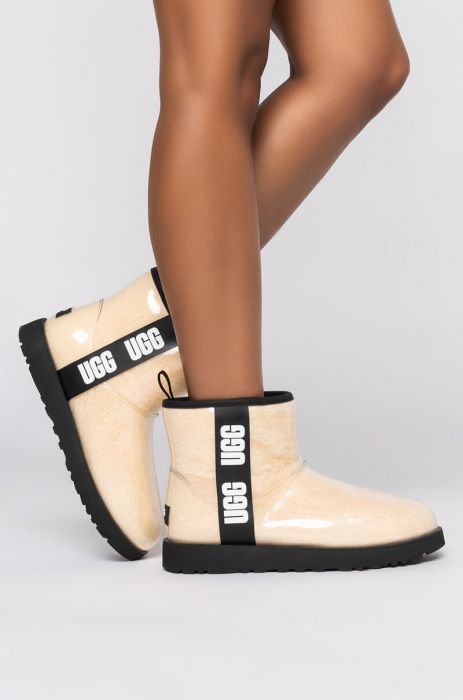 UGG Women's Classic Mini Side Logo Fashion Boot