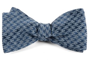 White Wash Houndstooth Blue Bow Tie