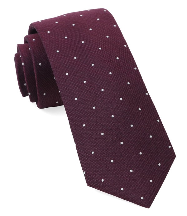 Dotted Report Wine Tie