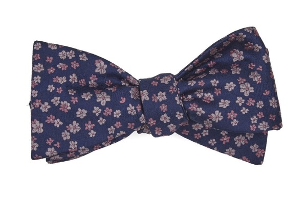 Free Fall Floral Purple Bow Tie