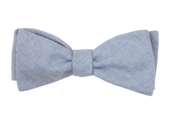 Foundry Solid Light Blue Bow Tie