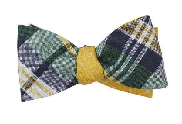 Crystal Wave Round Hunter Green Bow Tie