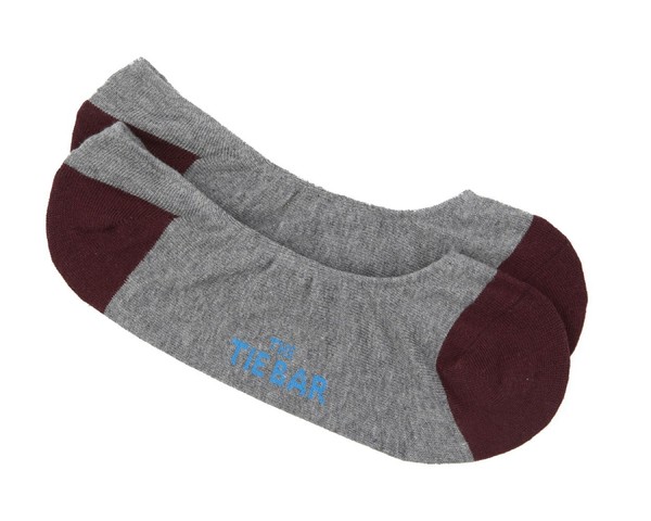 Accent Solid No-Show Burgundy Dress Socks