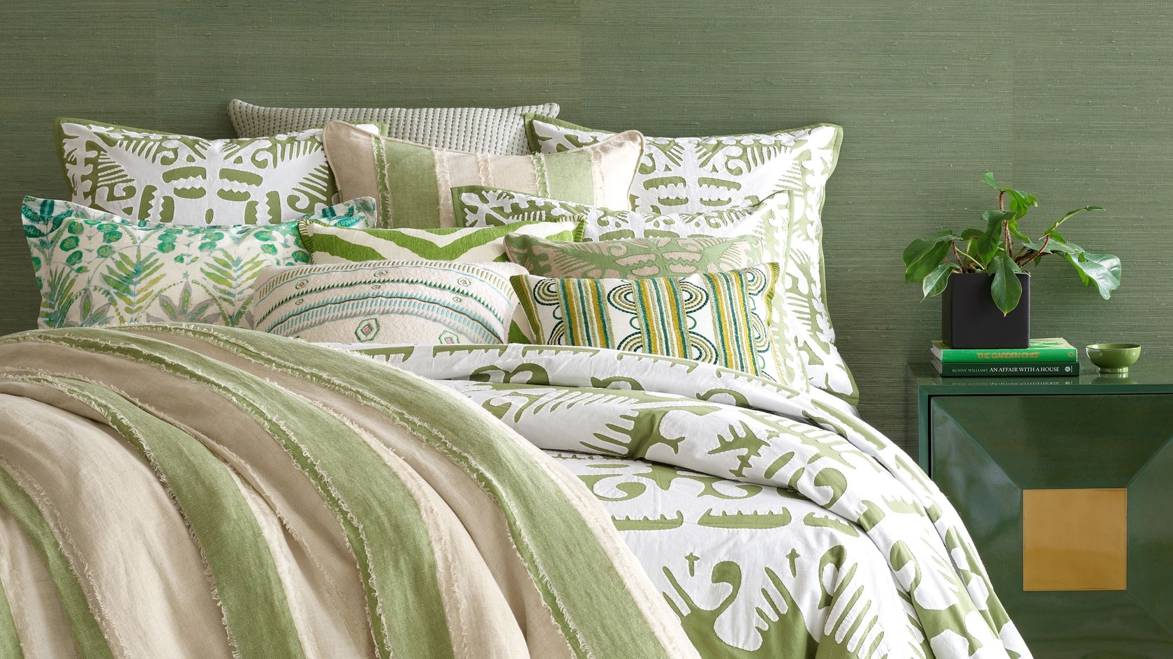Choose Between a Duvet Cover, Quilt and Coverlet